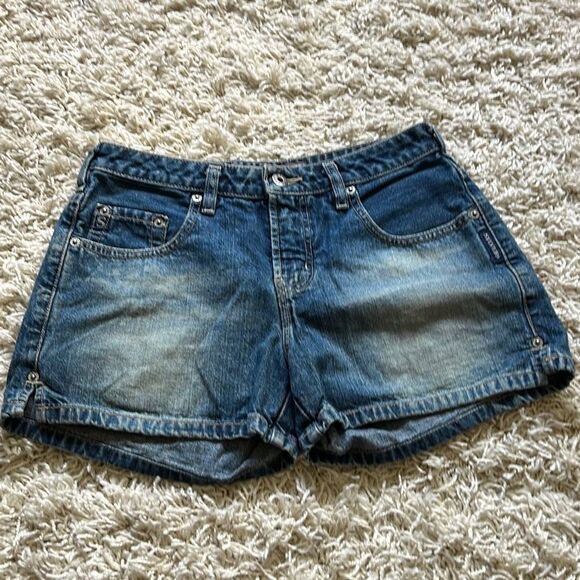 Silver Jeans Co. 5 Pocket Jean Shorts 28 - Picture 1 of 13
